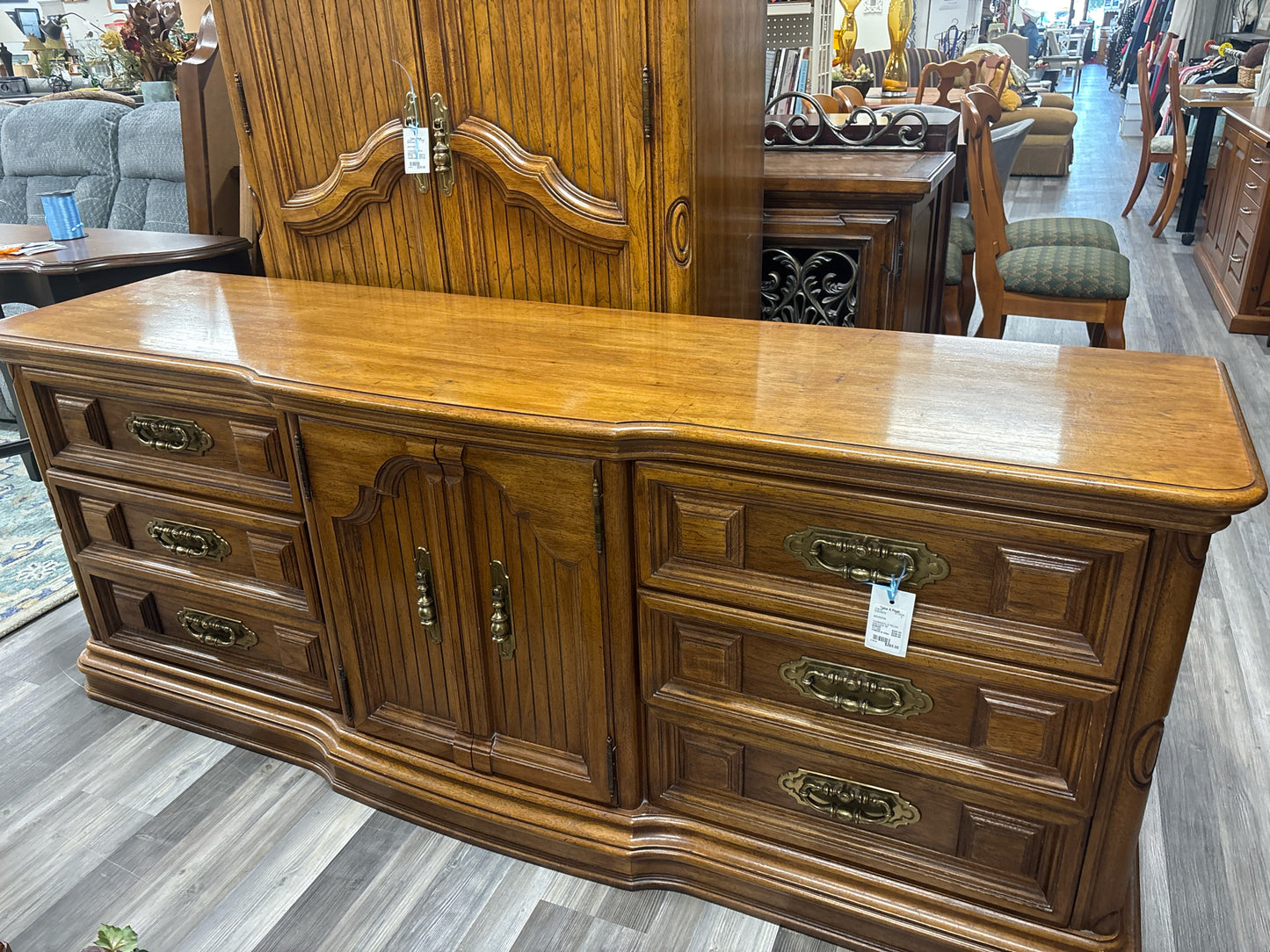 DRESSERS