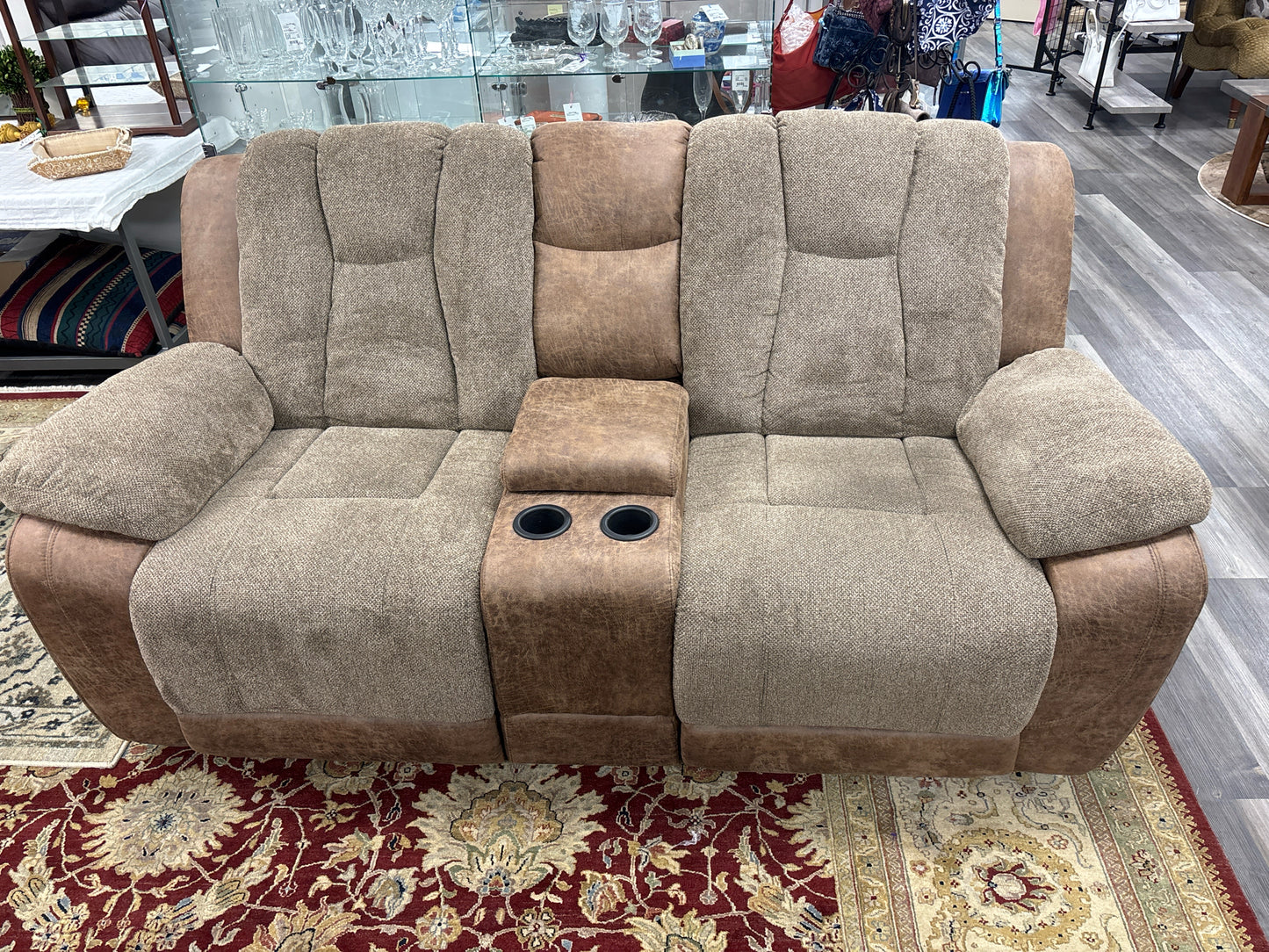 LOVESEAT