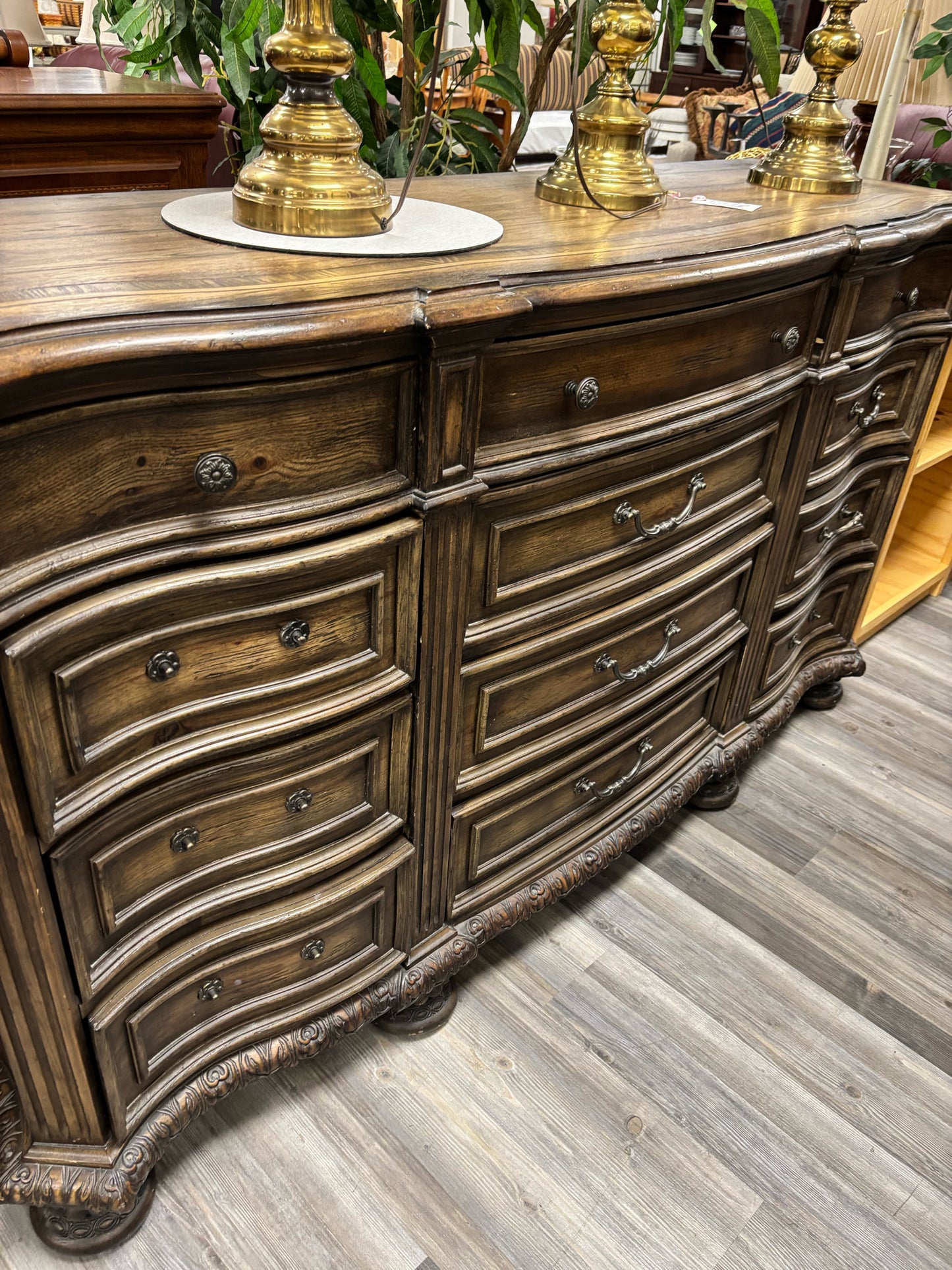 DESK