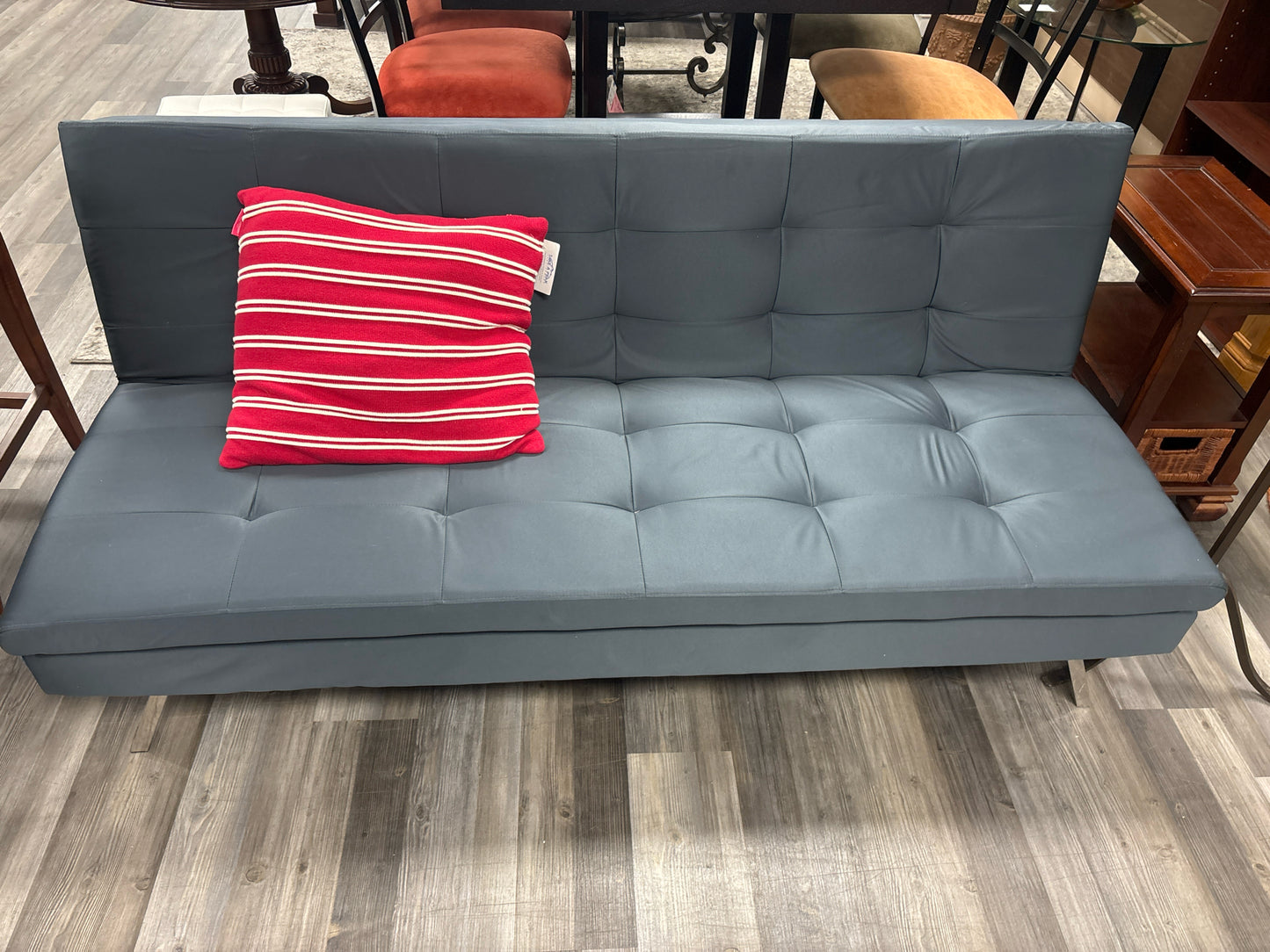 FUTON