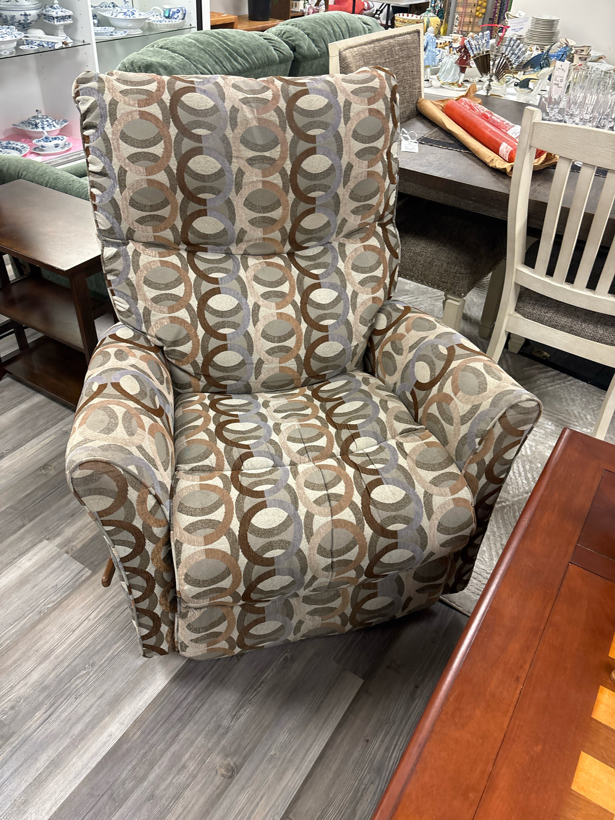 RECLINER