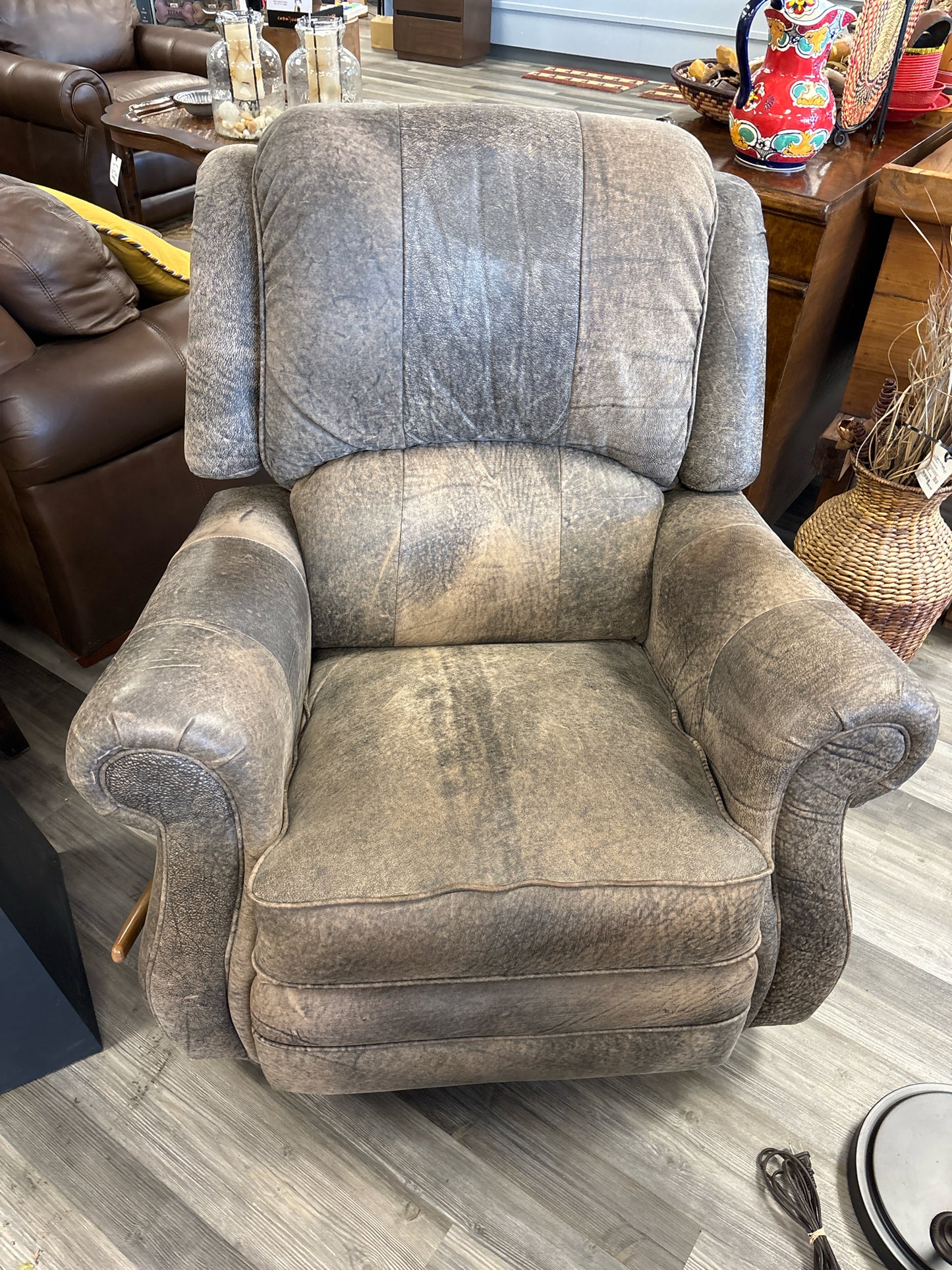 RECLINER