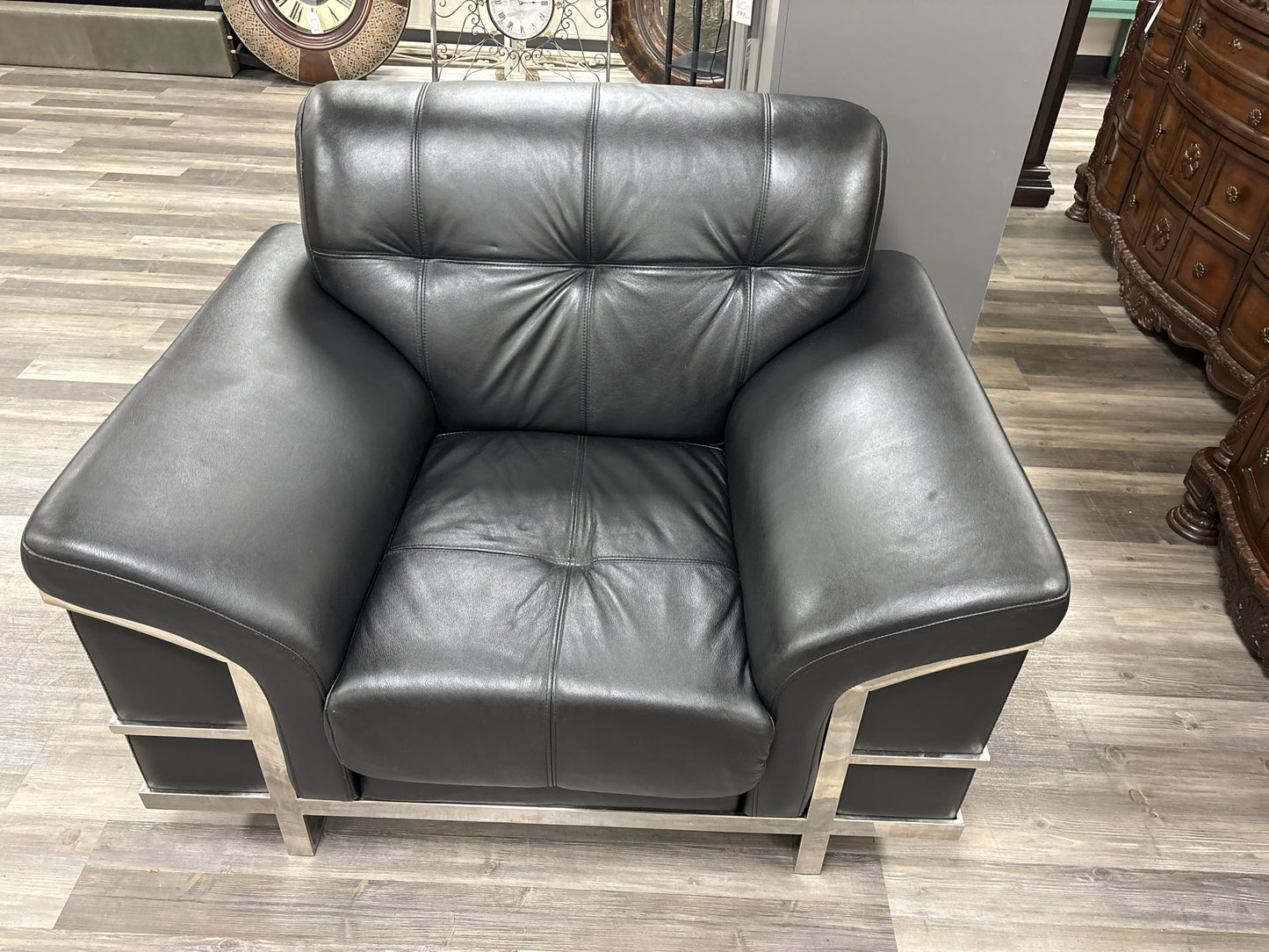 CHAIRS