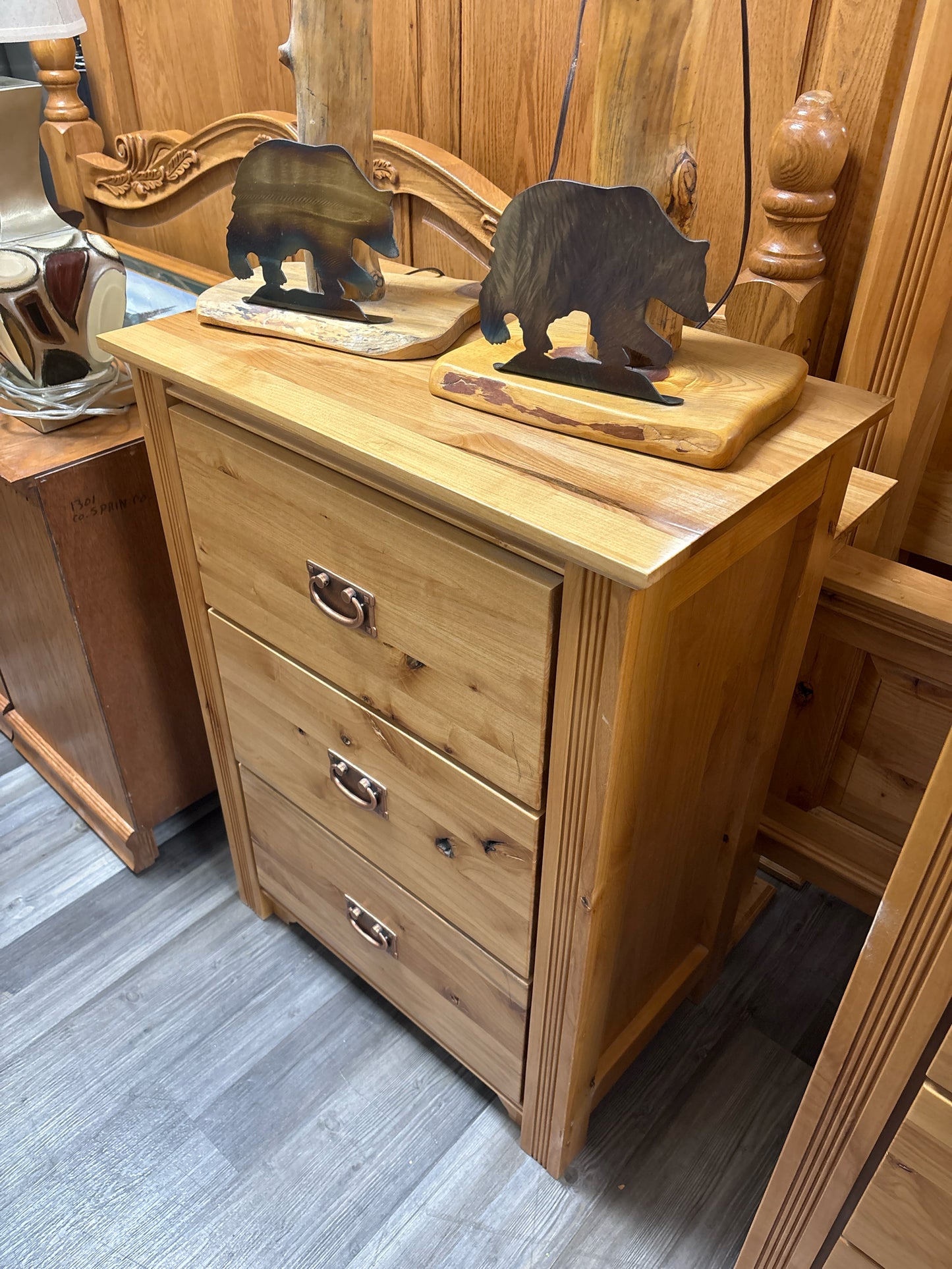 BEDROOM SET