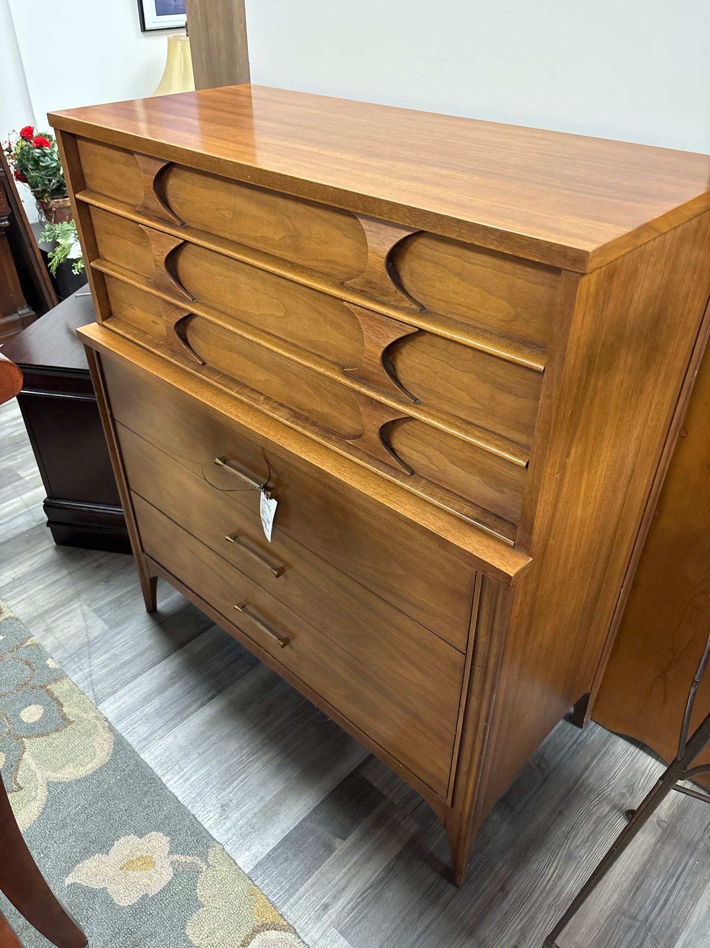 DRESSERS