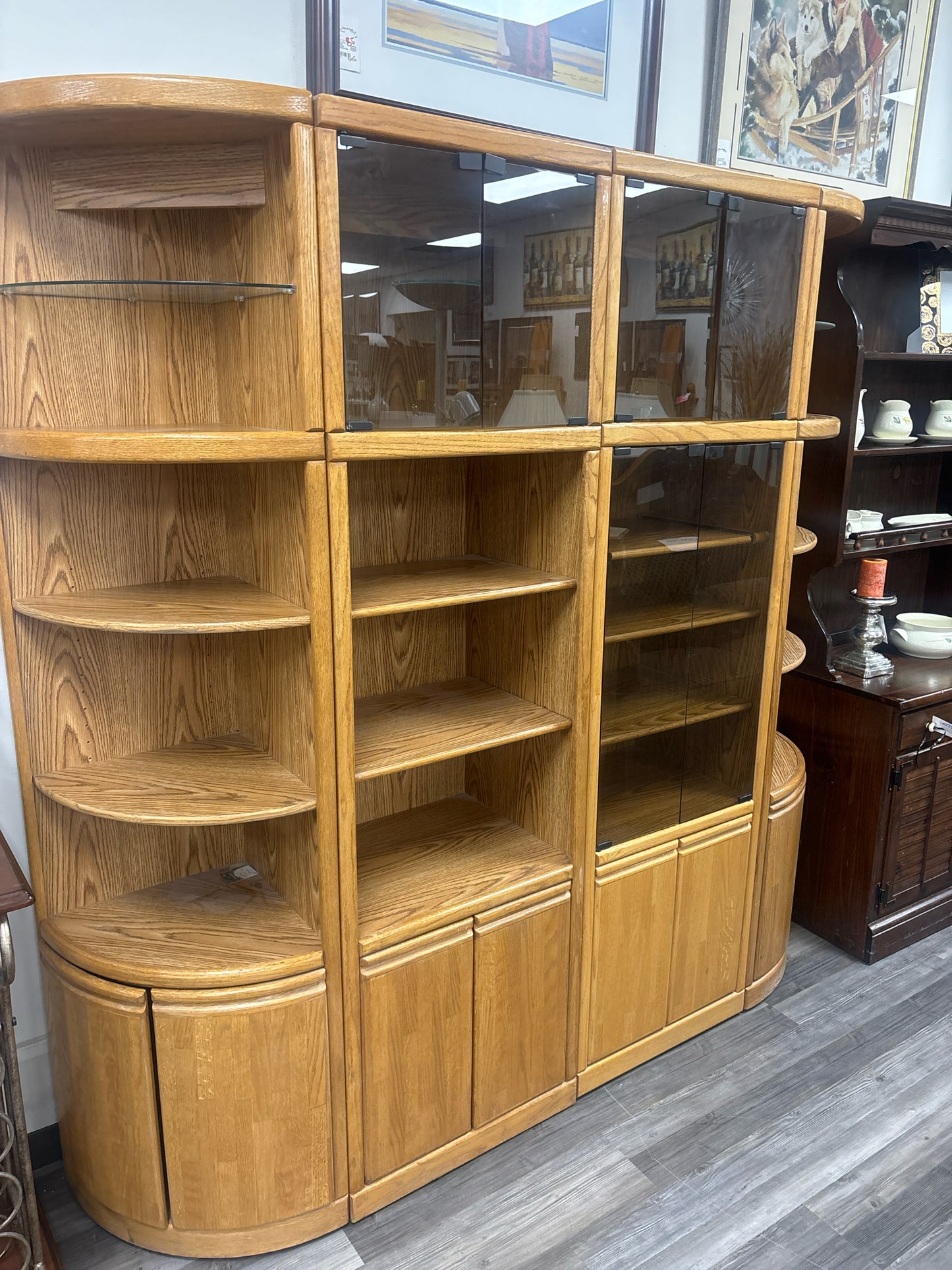 SHELVING UNIT