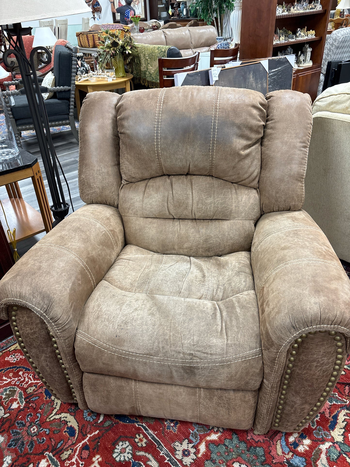 RECLINER