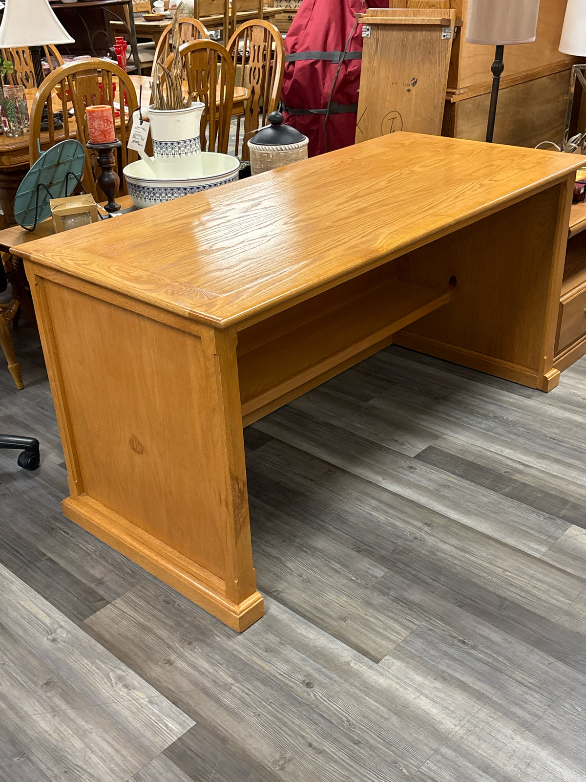 DESK