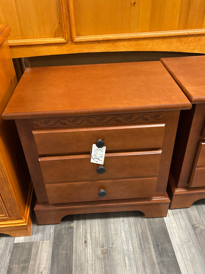 NIGHTSTANDS
