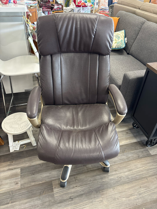 CHAIRS