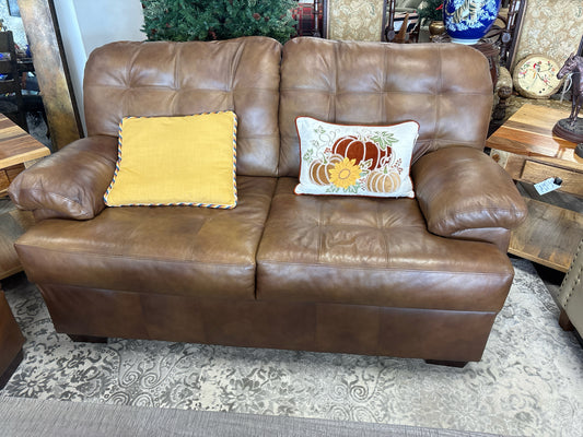 LOVESEAT