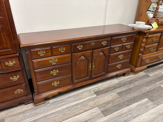 DRESSERS