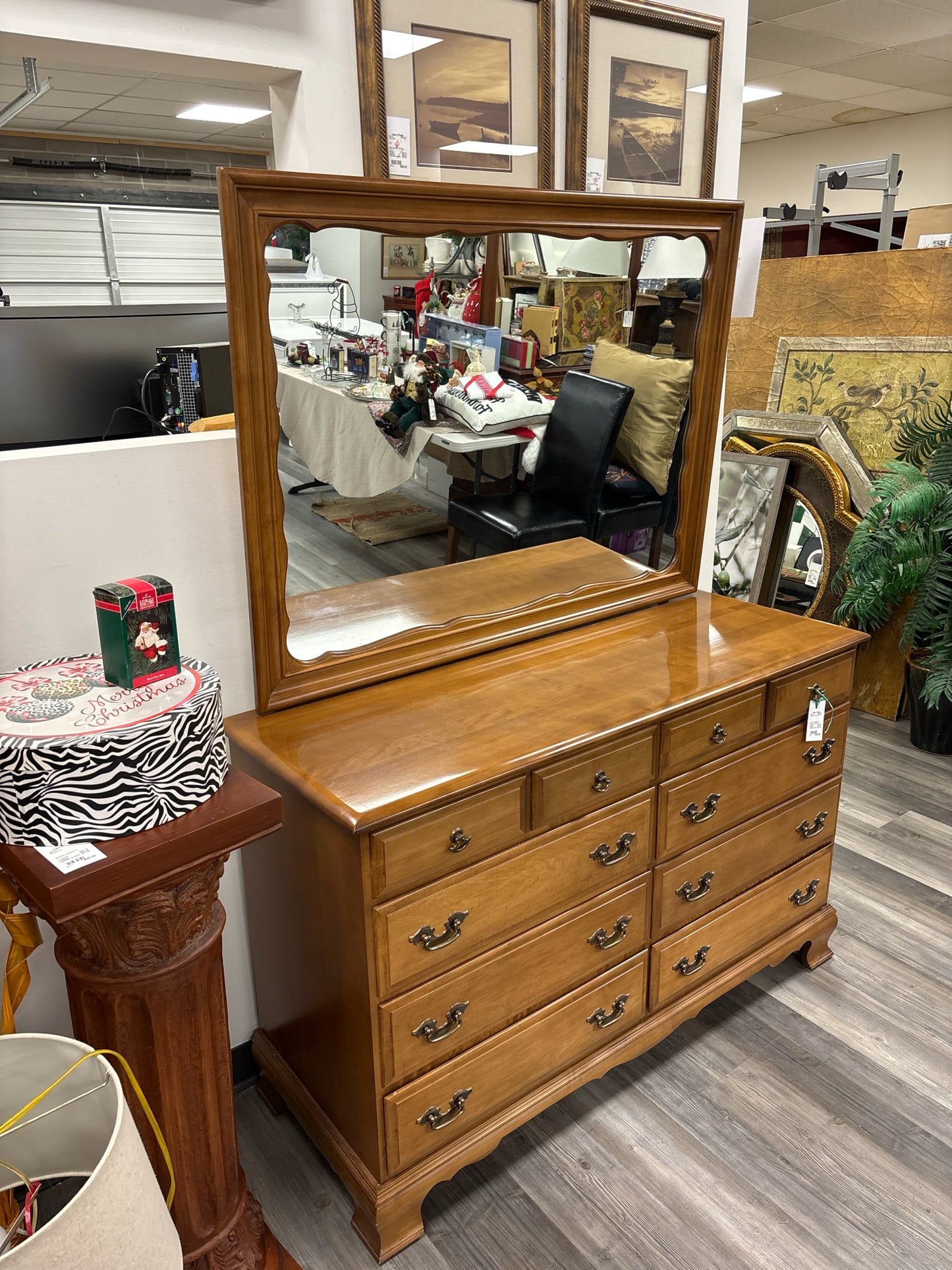 DRESSER WITH MIRROR