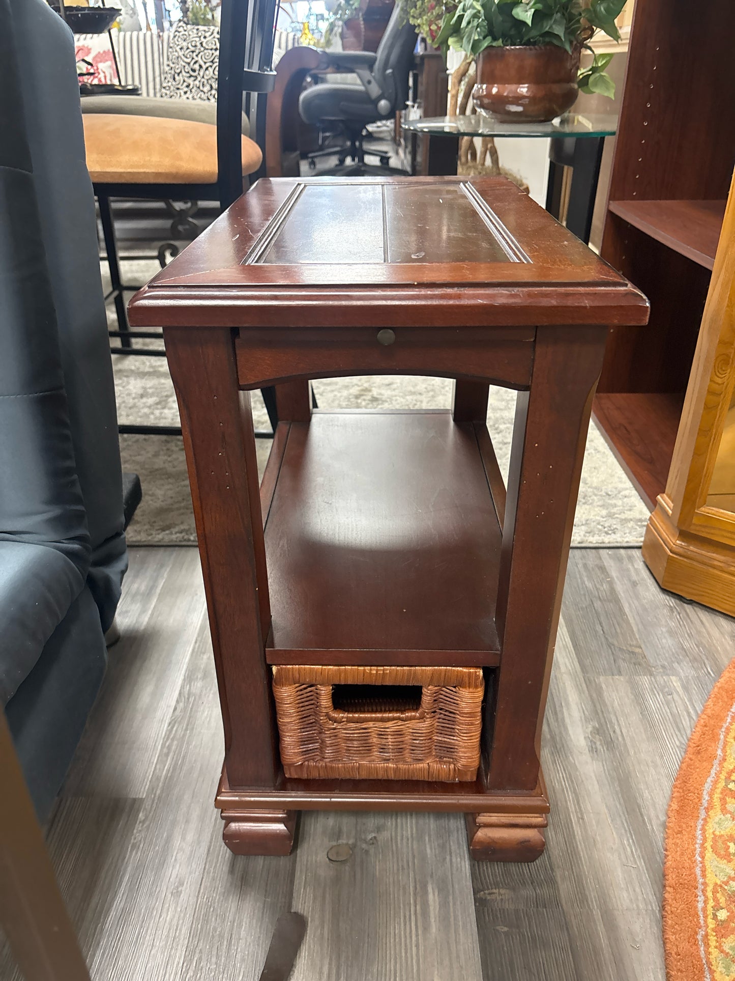 END TABLES