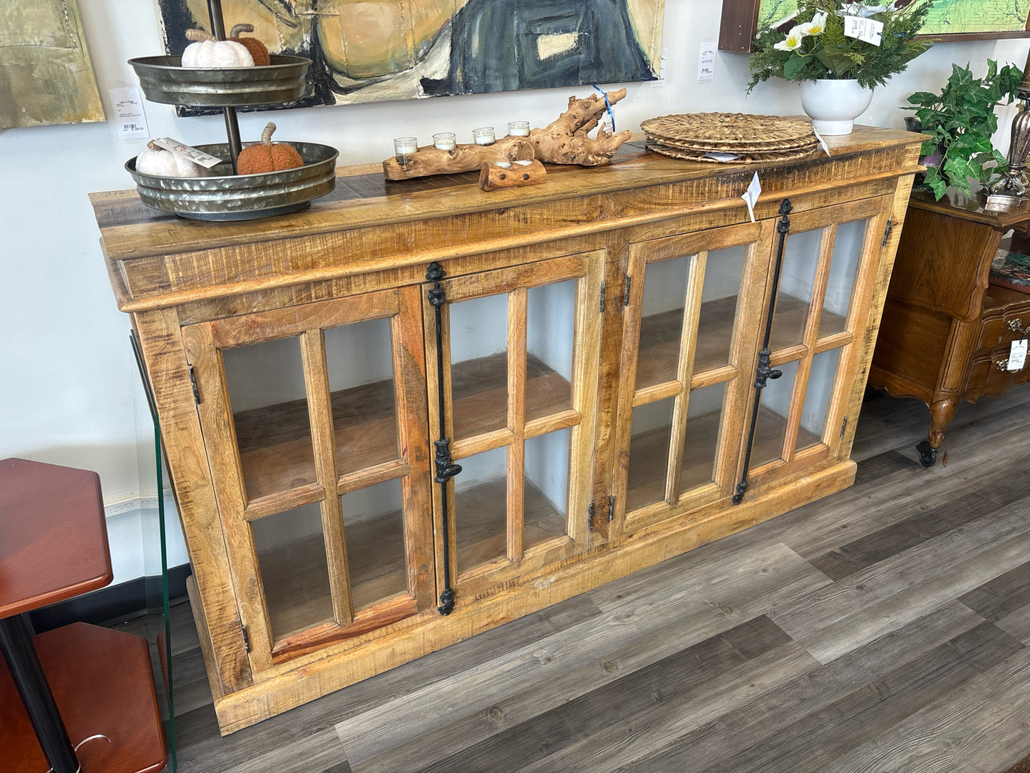 SIDEBOARD