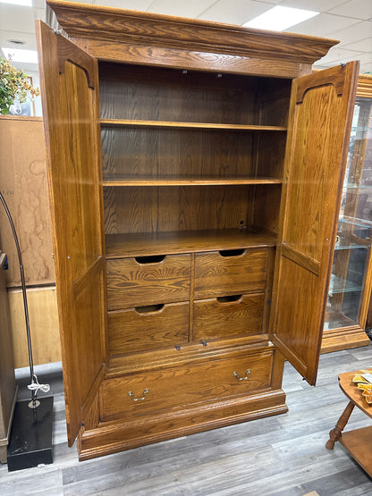 ARMOIRE