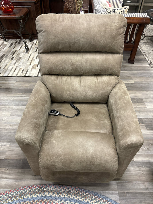 RECLINER