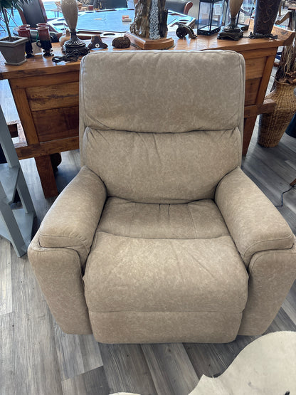 RECLINER