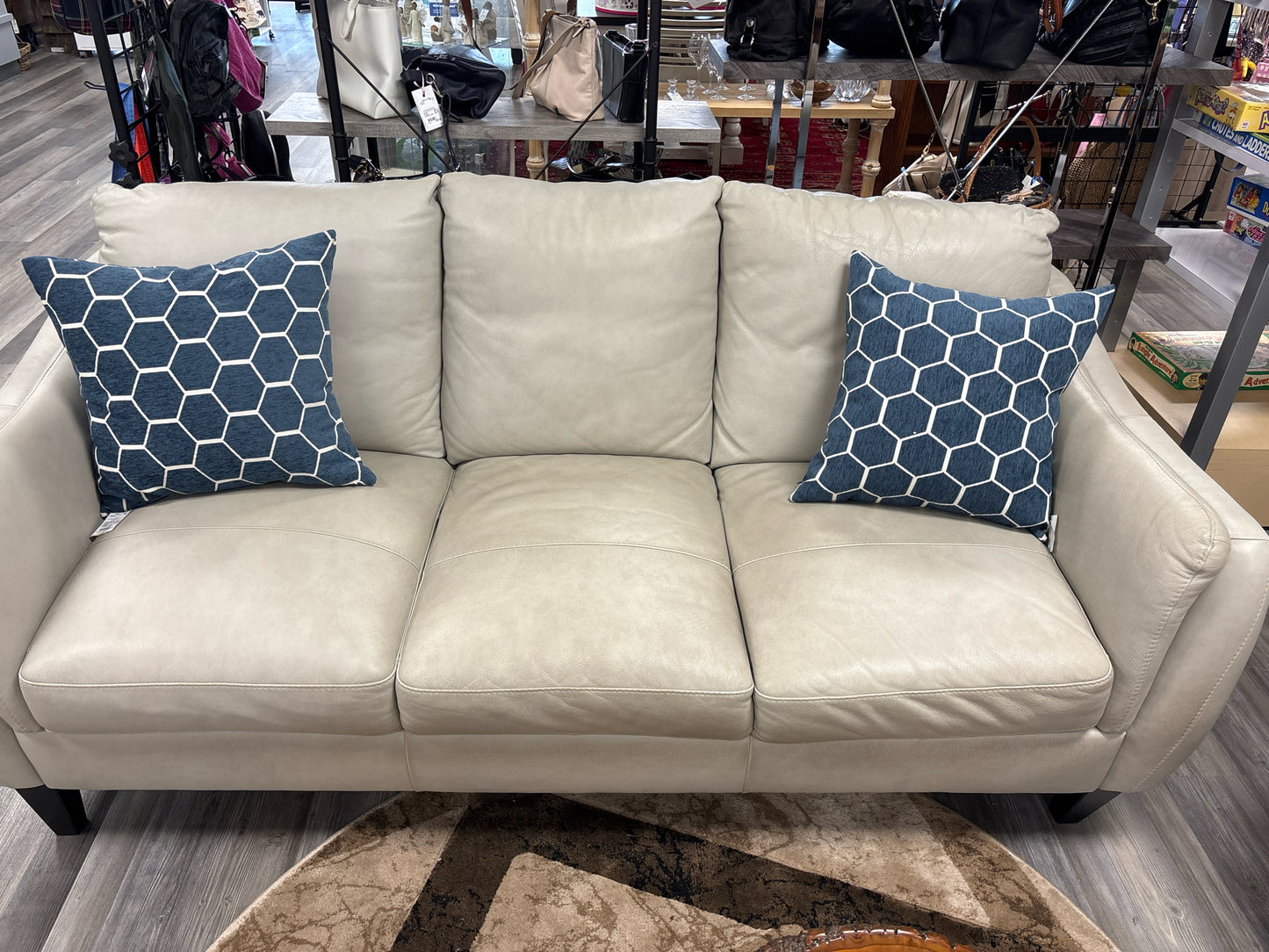 COUCH