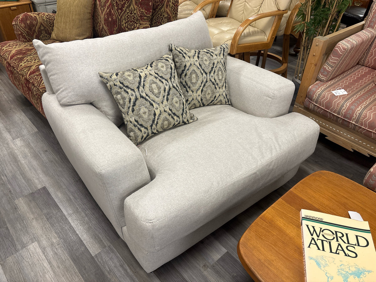 CHAIR & OTTOMAN