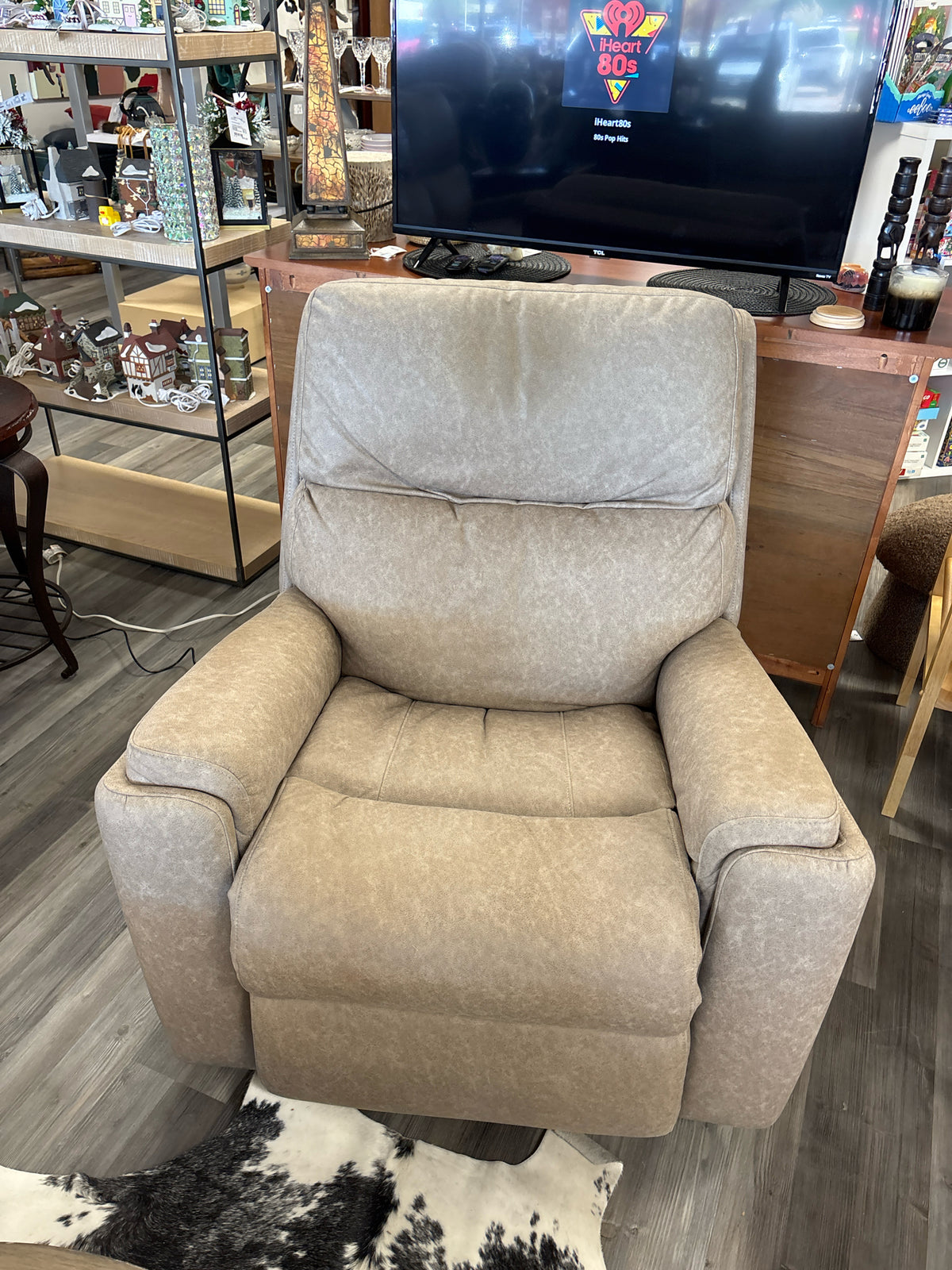 RECLINER