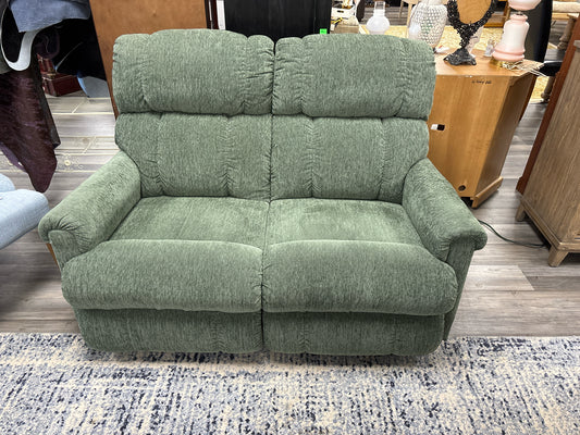 LOVESEAT