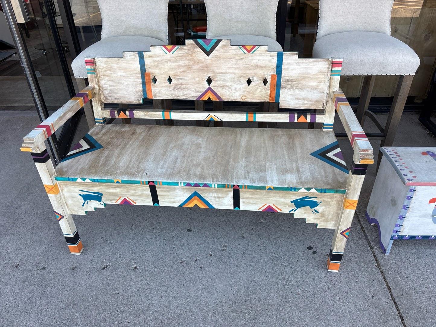 BENCH
