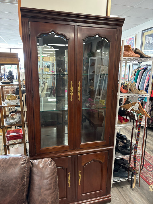 DISPLAY CABINET