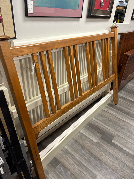 HEADBOARD