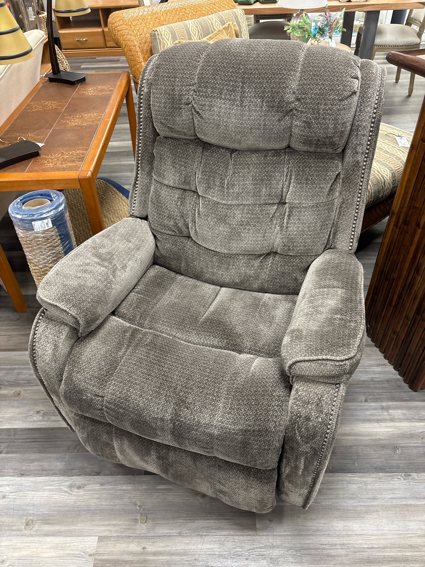 RECLINER