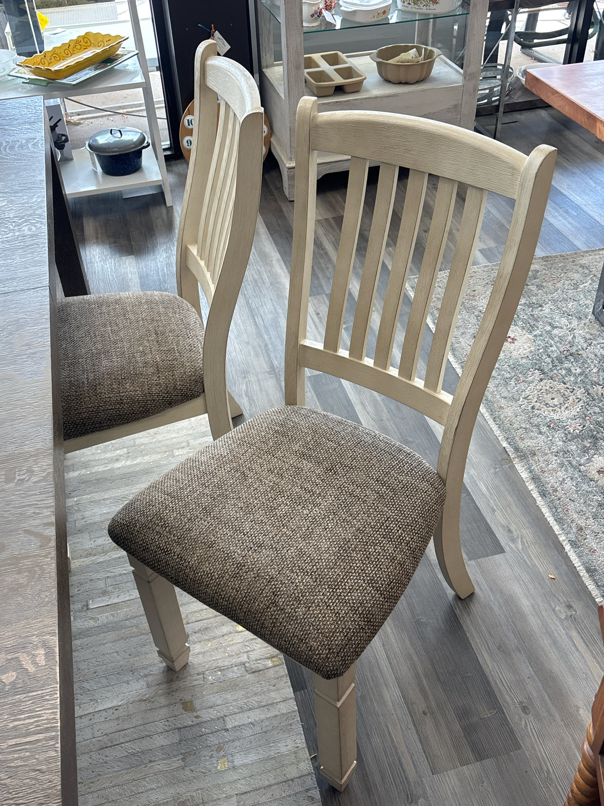 CHAIRS