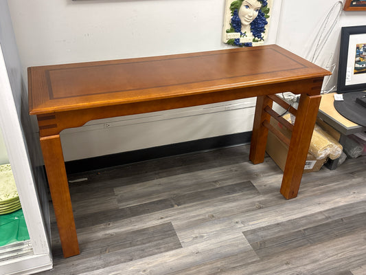 SOFA TABLE