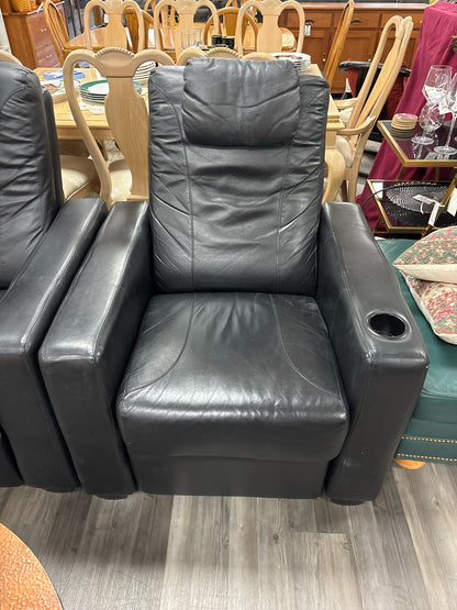 RECLINER