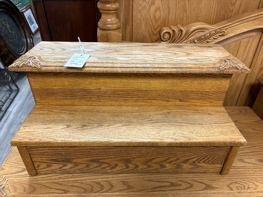 STEPPING STOOL
