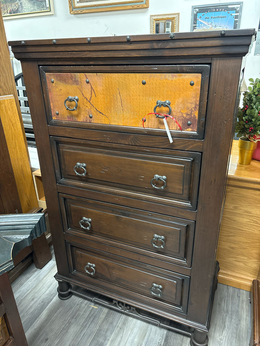 DRESSERS