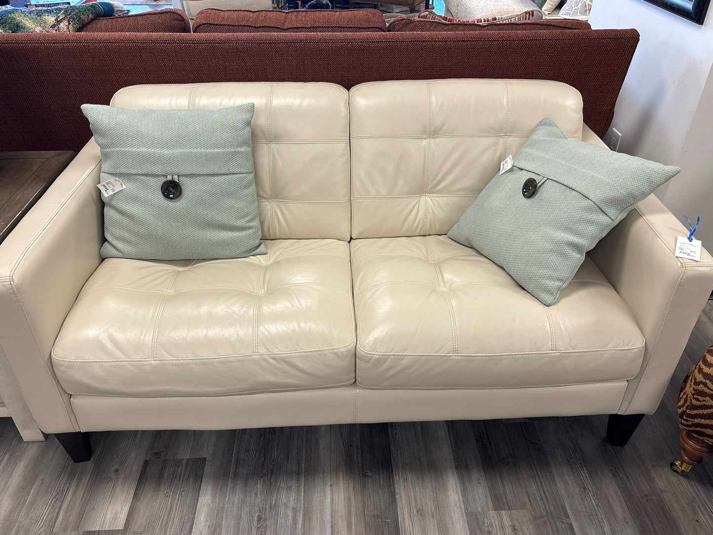 LOVESEAT