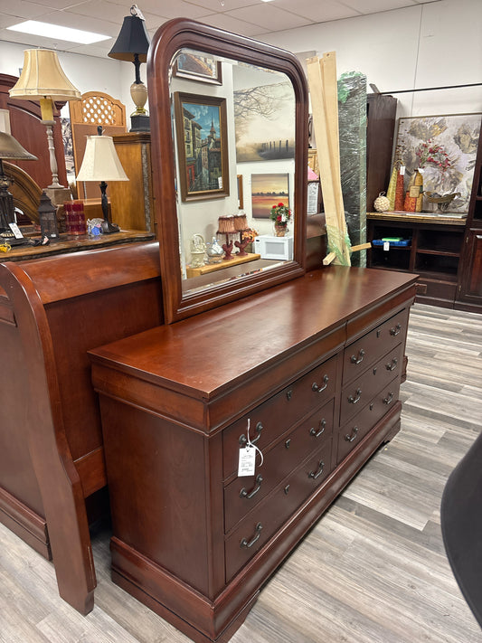 DRESSER WITH MIRROR