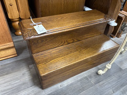 STEPPING STOOL