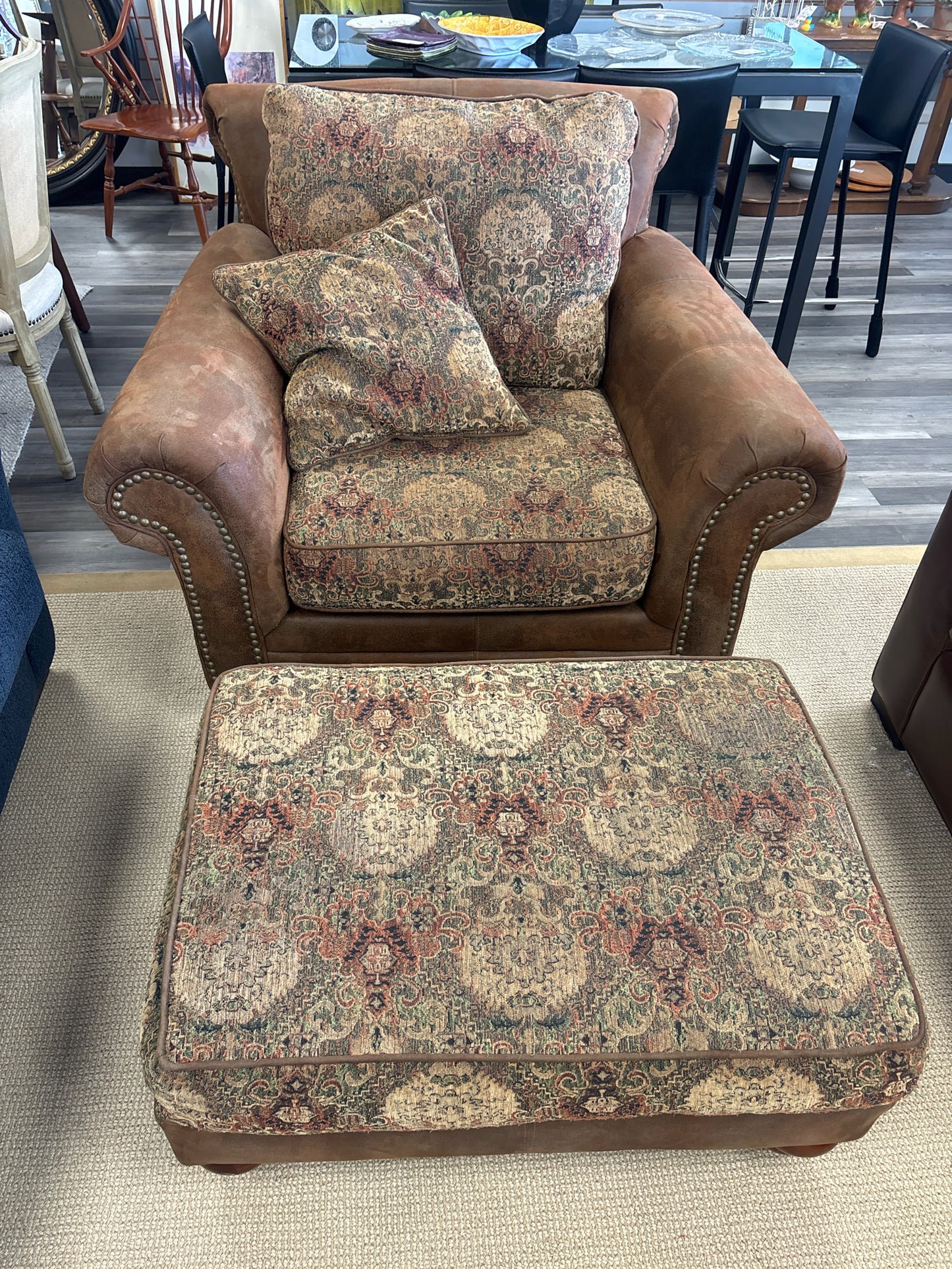 CHAIR & OTTOMAN
