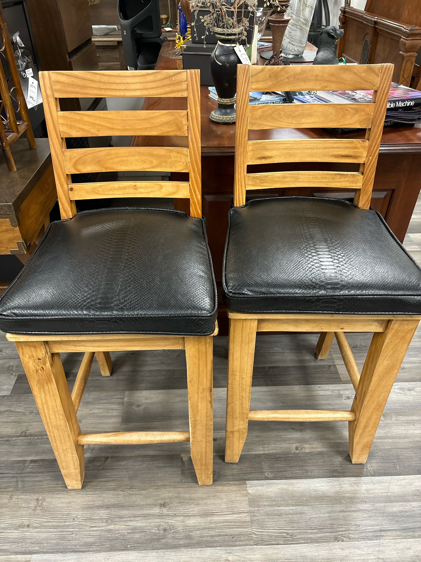 BARSTOOLS