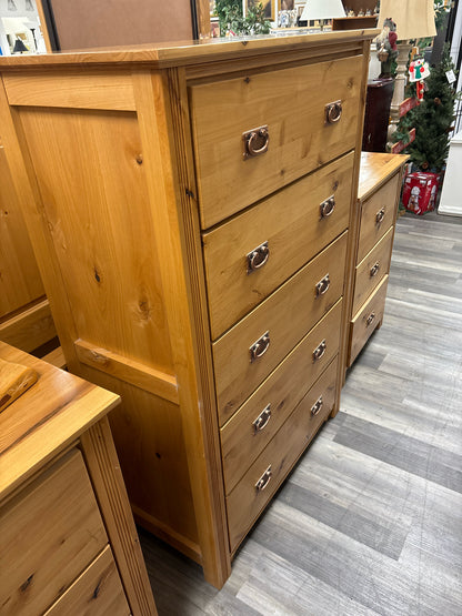 BEDROOM SET