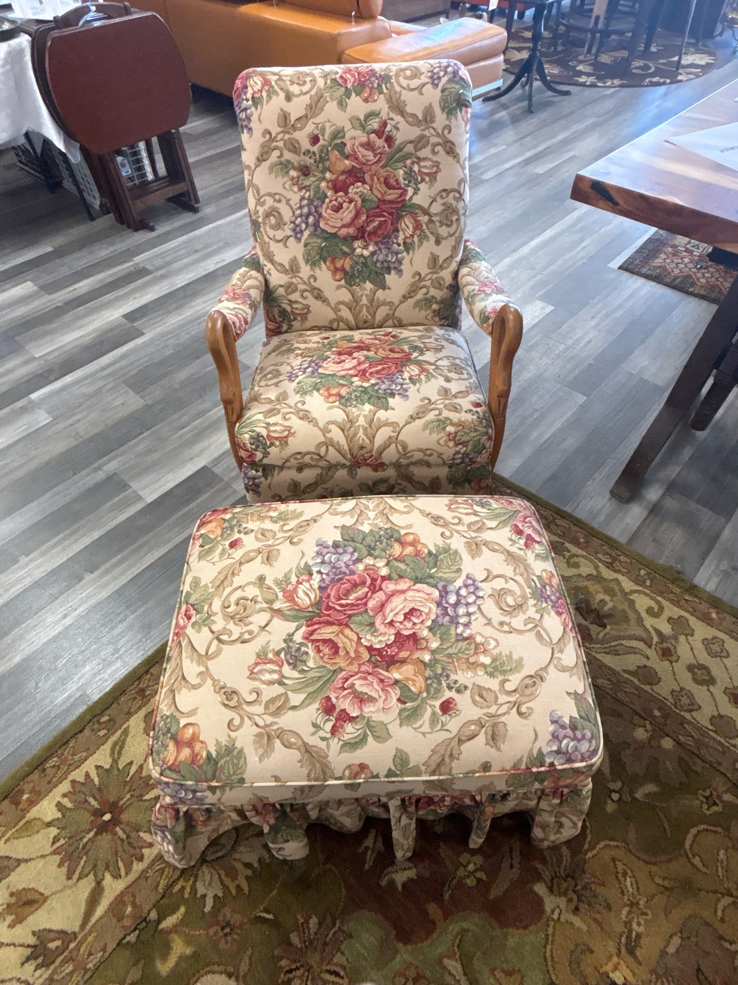 CHAIR & OTTOMAN