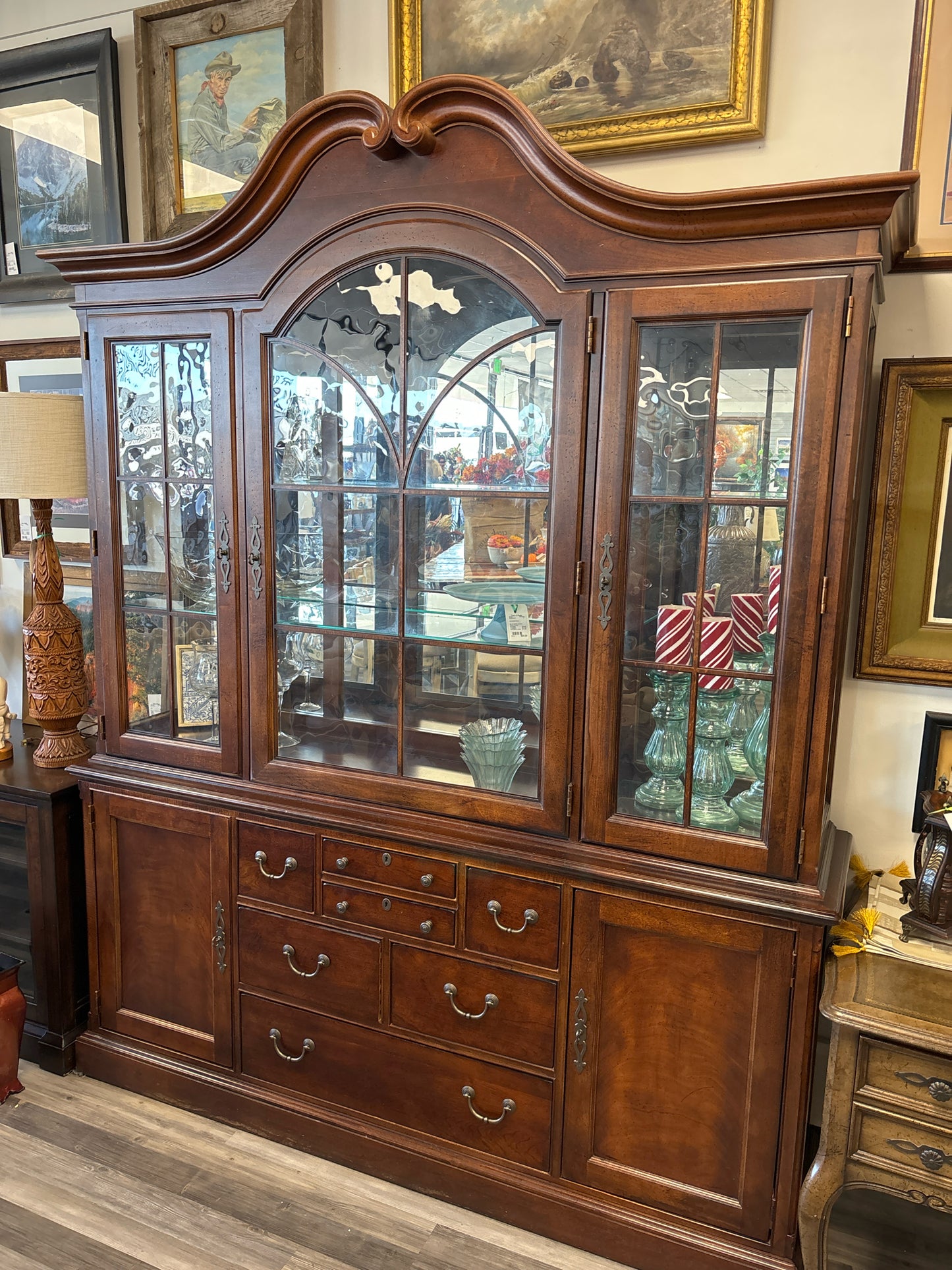 CHINA CABINET